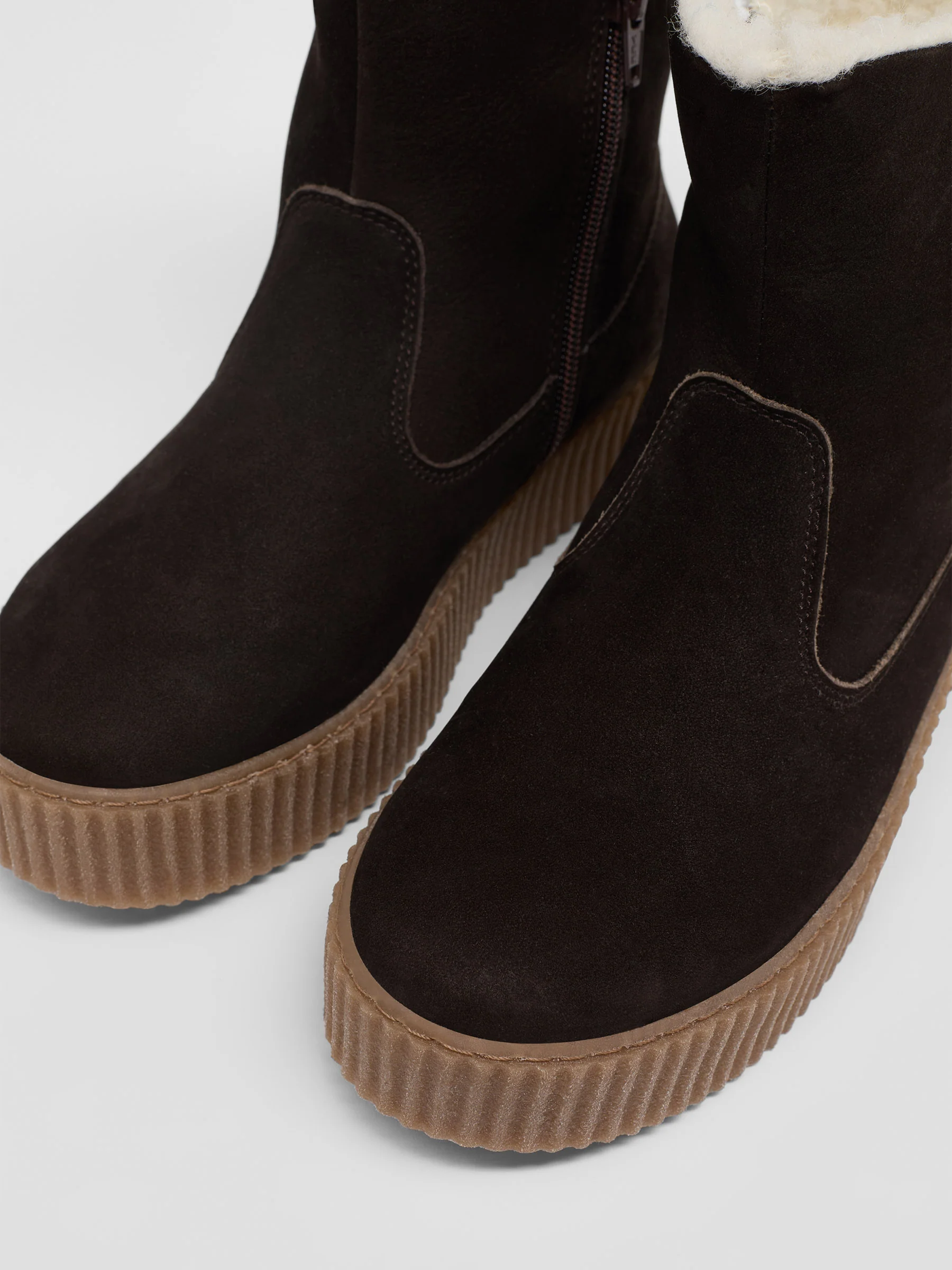 Fellboot - Image 3