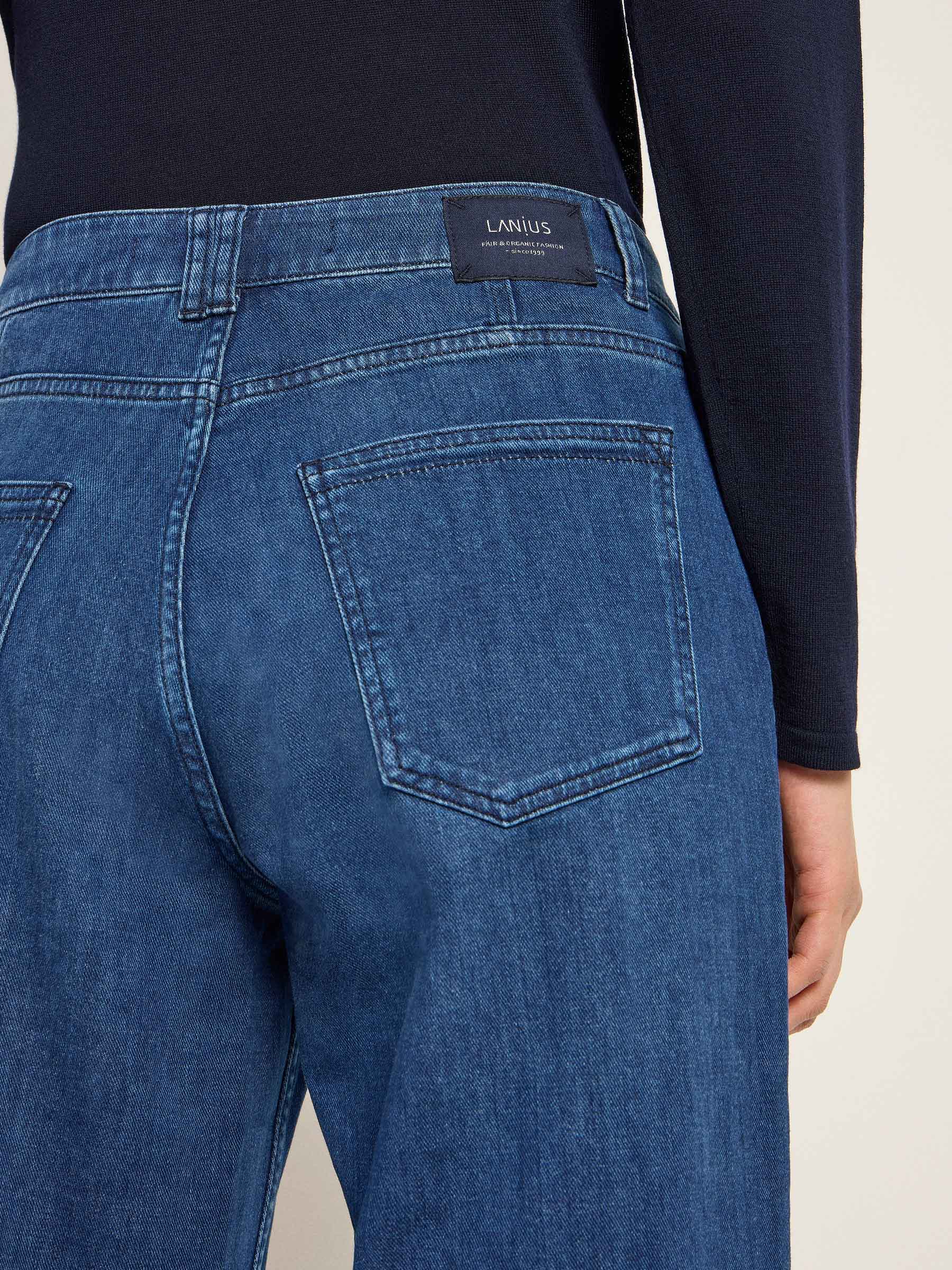 Relaxed Jeans mit aufgesetzten Taschen (GOTS) - Image 4
